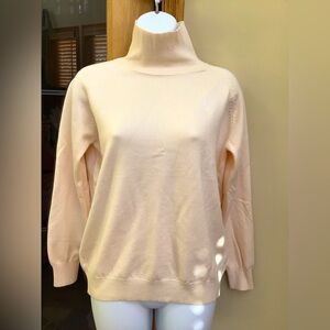 Ladies no name turtleneck sweater. NWOT.